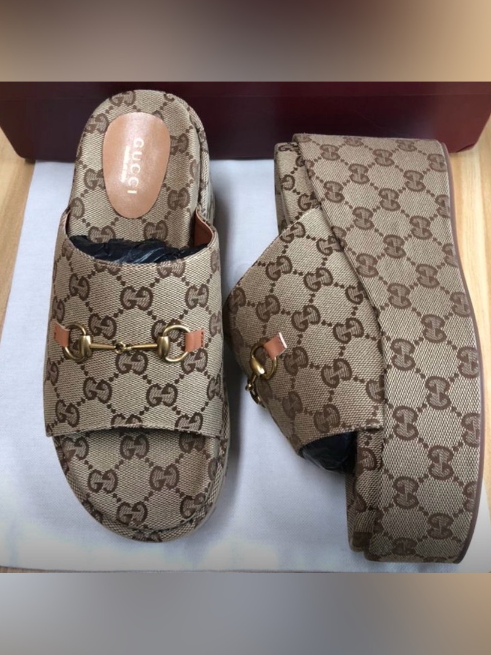 Gucci Beige Brown Monogram Horsebit Slides - Picture 2 of 5